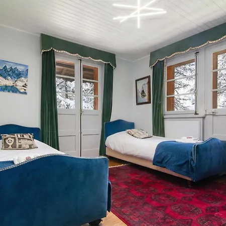 Ecureuil - Happy * Chamonix