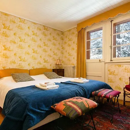 Ecureuil - Happy * 霞慕尼